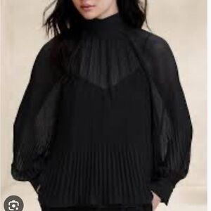 NWT Black Banana Republic Pleated Volume Sleeve Blouse
